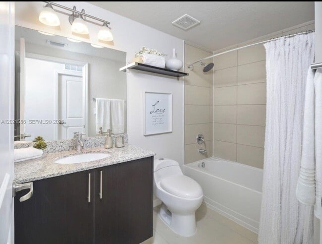Photo - 2001 NW 67th St Unidad 848