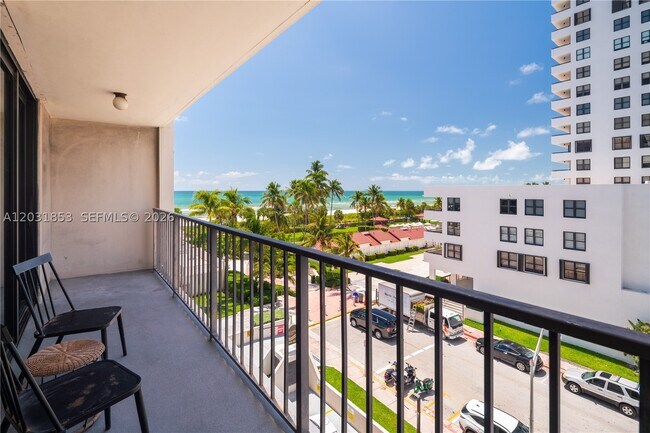 Photo - 2625 Collins Ave Unit 502