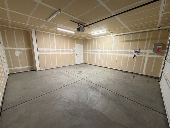 Photo - SE Visalia home Rent Ready!