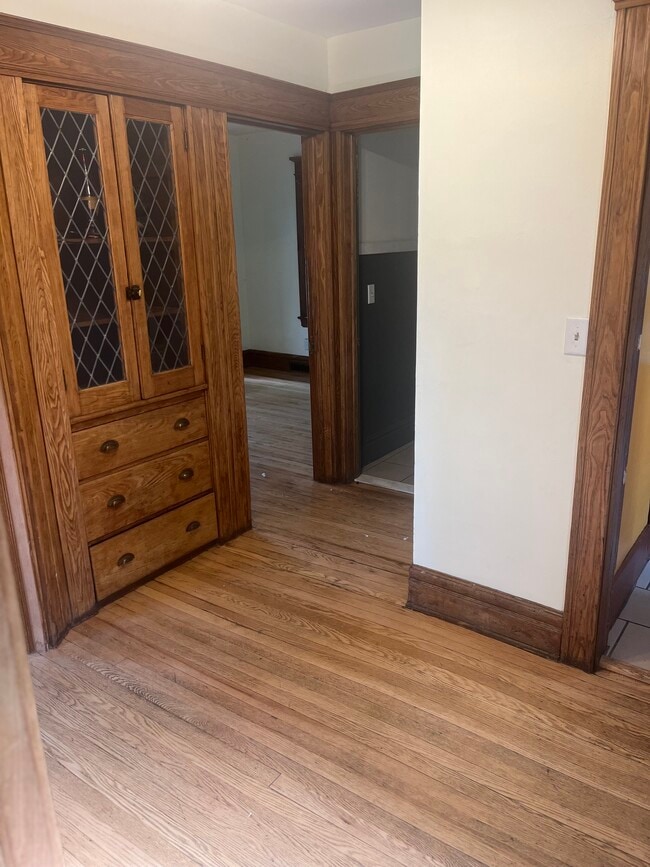 Photo - 6 Hinsdale St Unit 2