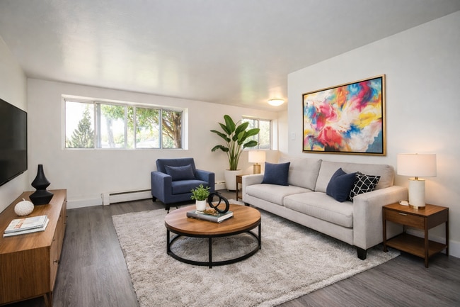 Building Photo - Meadowcrest Apartments