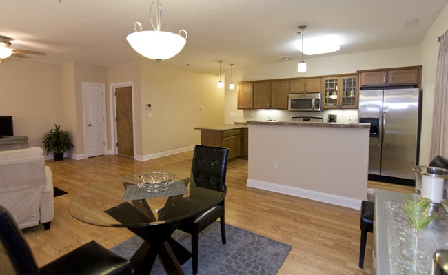Dining Room / Kitchen - Merrit Commons