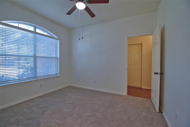 Photo - 3112 Blue Ridge Dr