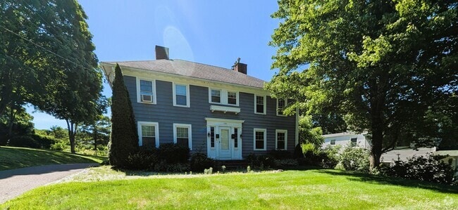 Building Photo - 190 Cutler St Rental
