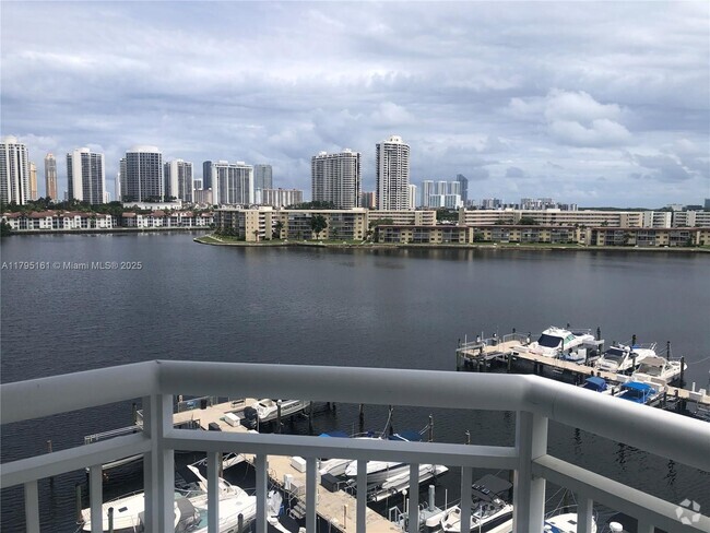 Building Photo - 18081 Biscayne Blvd Unit 703 Rental