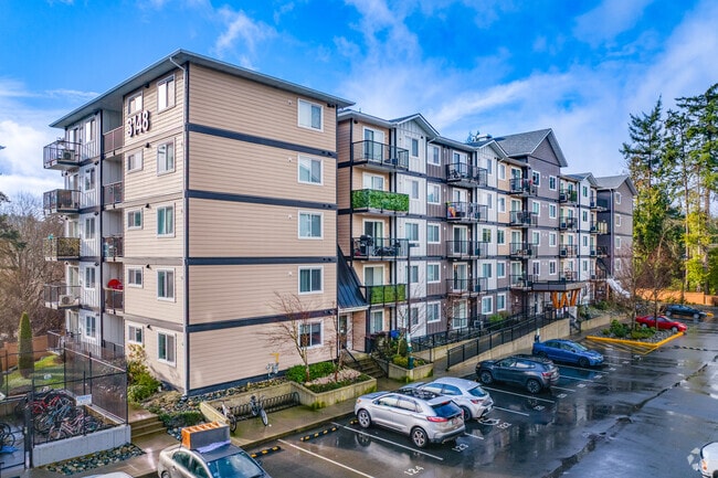 Building Photo - Belmont Place Apartments