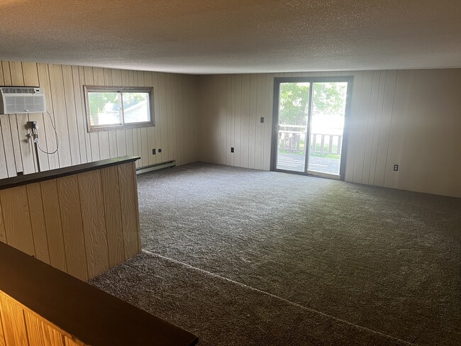 Building Photo - 33 24th Ave S Rental