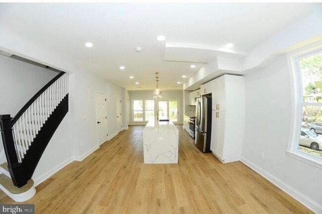 Photo - 1632 T St SE