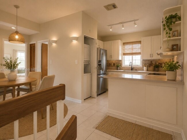 Photo - 2220 W 74th St Unit 201-16