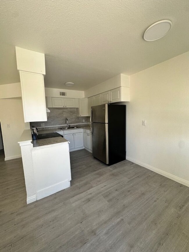 Photo - 2121 Oceanus Ln Unit #1