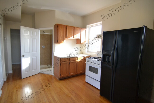 Photo - 309 Herkimer St Unit 3R