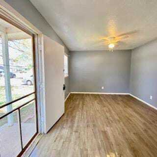 Photo - 2714 E 3rd St