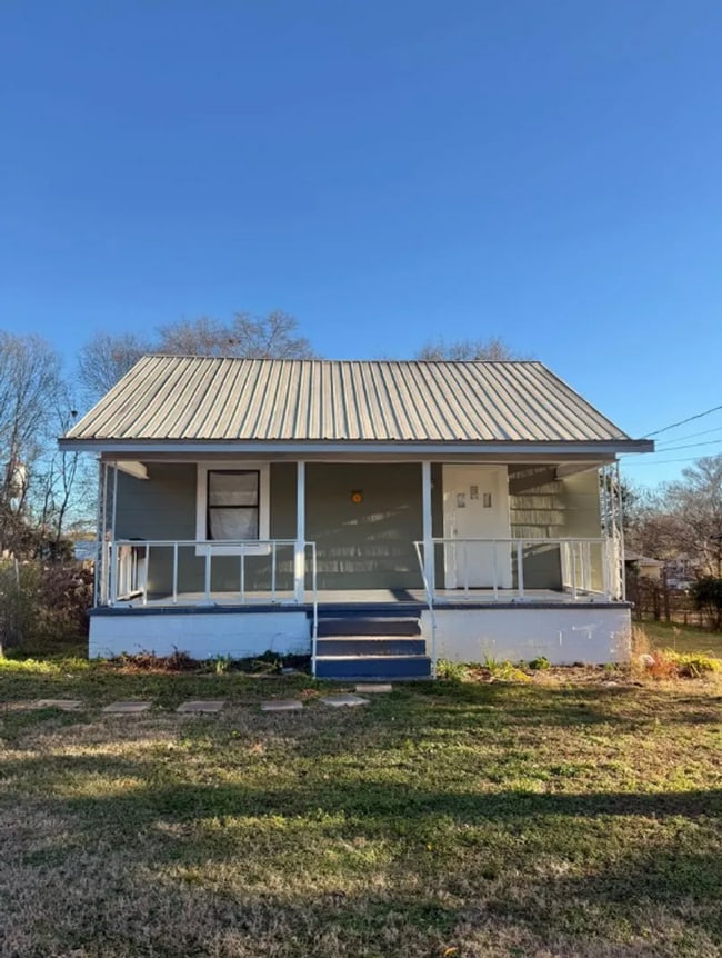 Photo - 2 Bed 1 Bath Home In Opelika