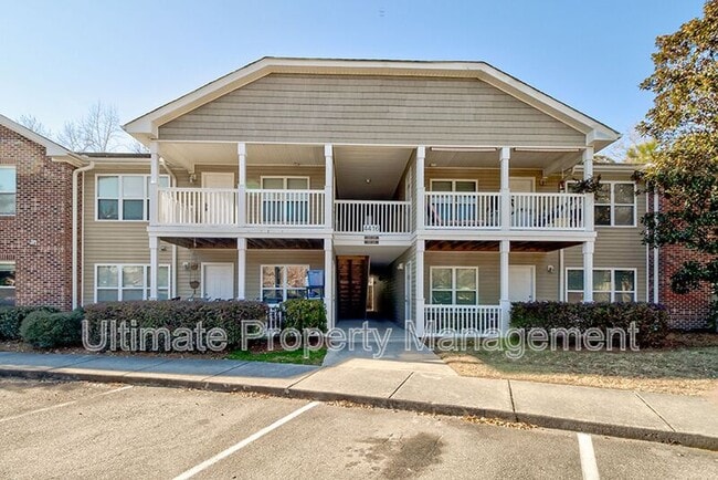 Building Photo - 4416 Jay Bird Cir Unit 205