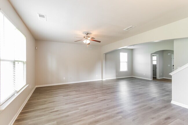 Photo - 110 Biscayne Terrace