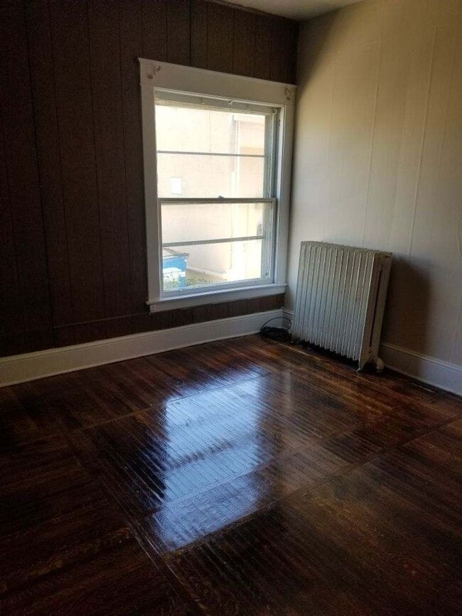 Photo - 215 W Wayne St Unit 215 1/2 W Wayne St  "Studio"