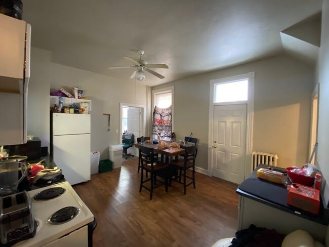 Photo - 3424 Ruther Ave Unidad 3420 Ruther 5