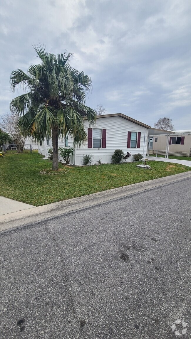 Building Photo - 2901 Stallion Dr Rental