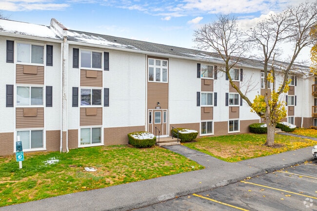 Exterior - Wedgewood West