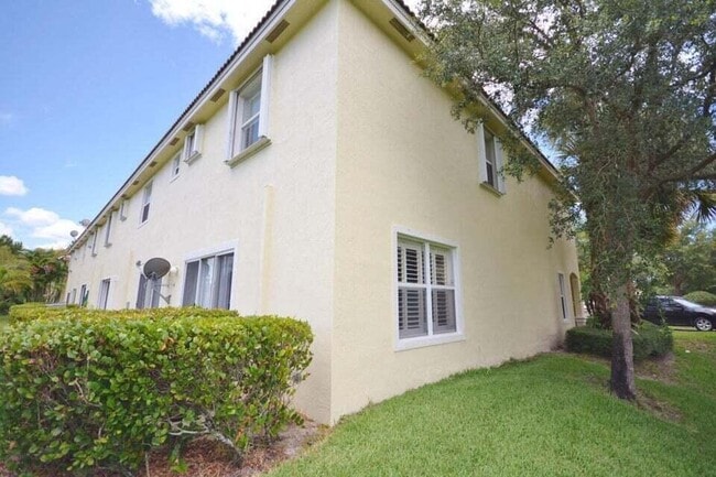 Photo - 13400 Georgian Ct