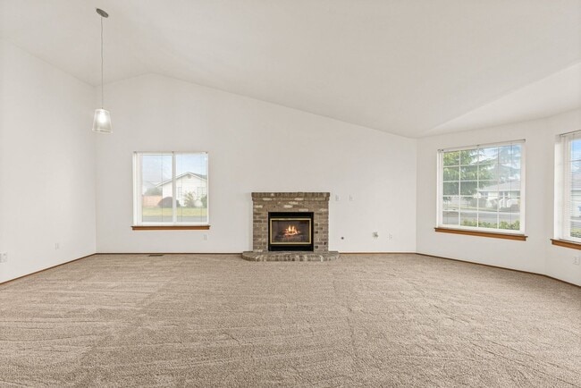 Photo - Beautiful 3-Bedroom, 2-Bath Home on a Corner Lot in Spanaway