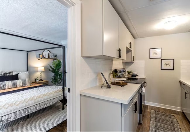 Photo - Windsor Manor