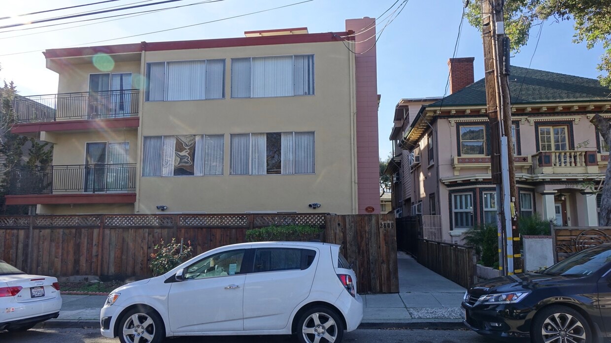 2606 Benvenue Ave - 2606 Benvenue Ave