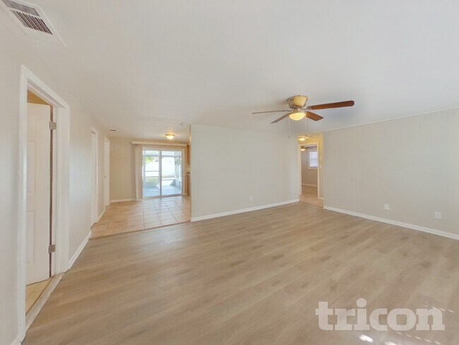 Photo - 8589 Lantana Dr