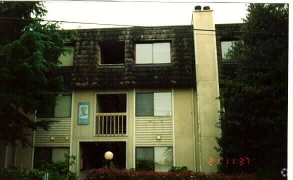 Photo - Holly Tree Apartments