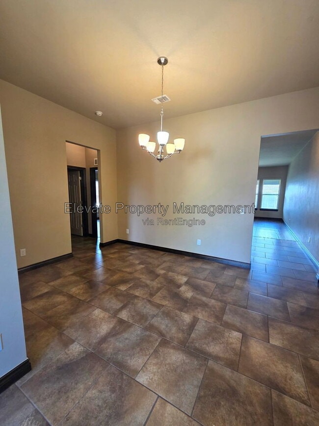 Photo - 10802 NW 21st St