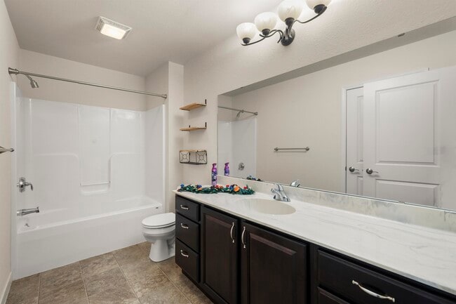 1260-1288 N Pine St, Sun Prairie, WI 53590