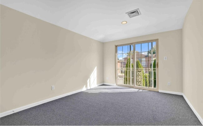 Photo - 88-20 70th Rd