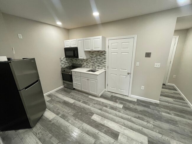 Photo - 205 Endicott St Unit 2