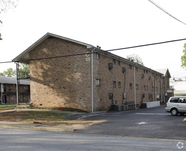 Photo - Clarion Court Apartments