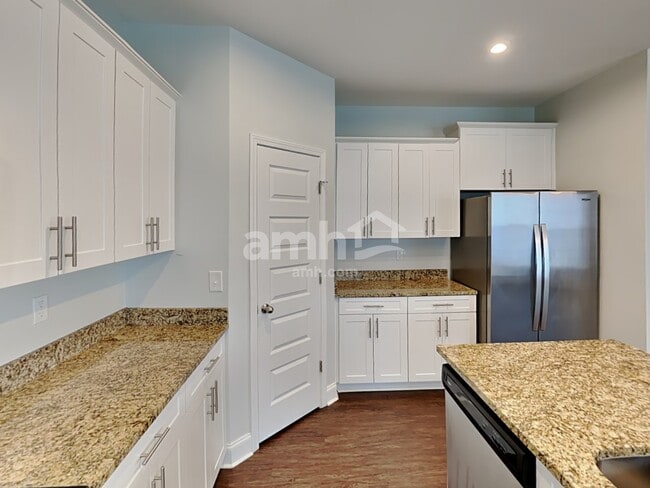 Photo - 5506 Central Grove Sq