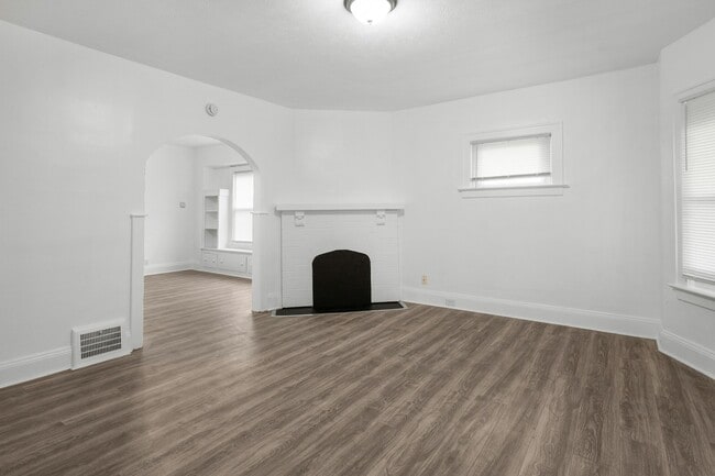 Photo - 13500 3rd Ave