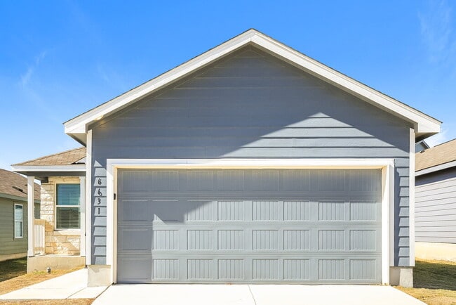 Building Photo - 6631 Morgan Cp