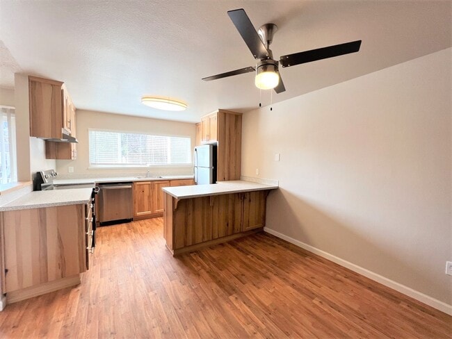 Photo - 3057 SE 20th Ave Unit 3057