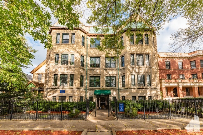Building Photo - 4640 N Paulina St Unit 301