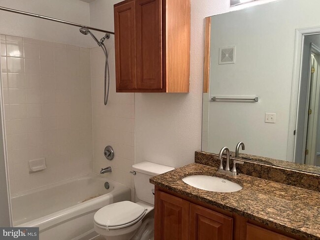 Photo - 1530 Spring Gate Dr. Unidad 9219