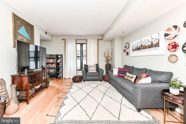Photo - 910 M St NW Apartment Unit 207