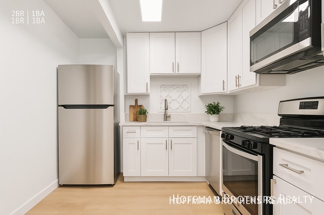 Photo - 7441 Hazeltine Ave Unit 105