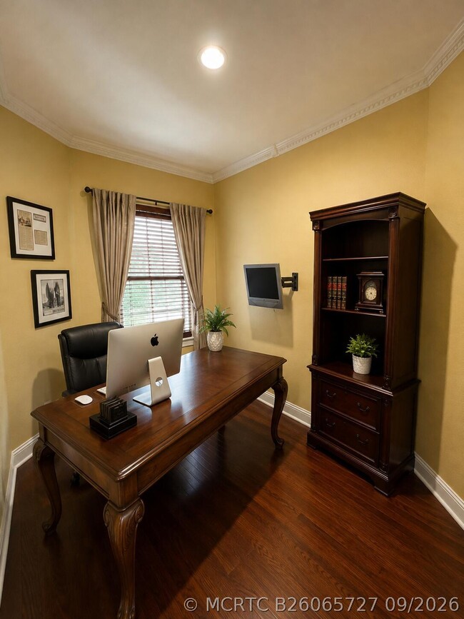 Photo - 734 Lavender Cir