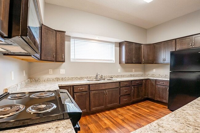 Photo - RUSHVILLE VILLAS