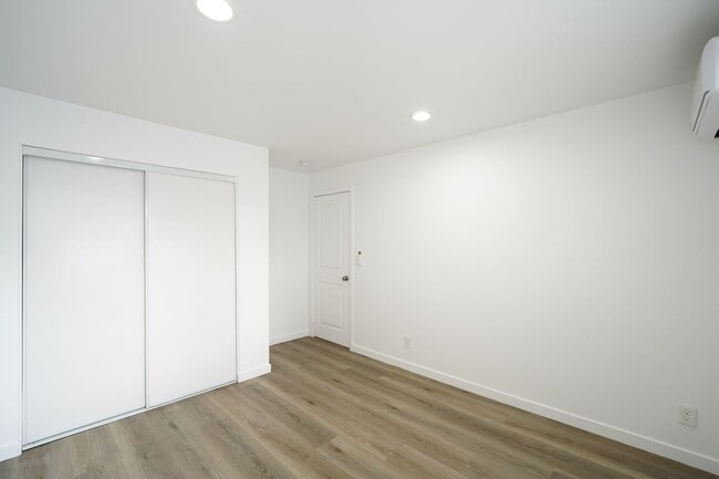 Photo - 4920 Granada Ave Unit 2