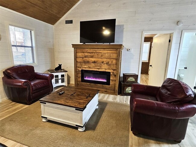 Photo - 178 Marlin Dr