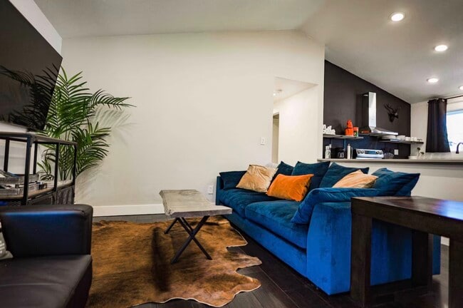 Photo - 4541 NE 19th Ave