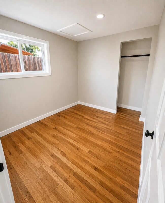 Photo - 715 Utica Ave