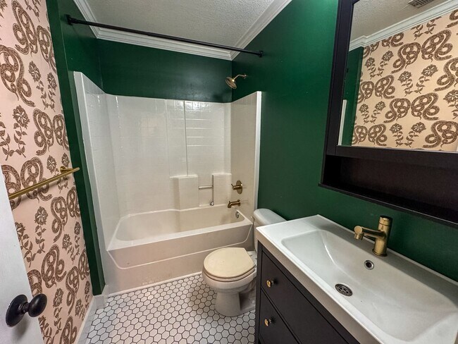 Photo - 1129 Americus Ave