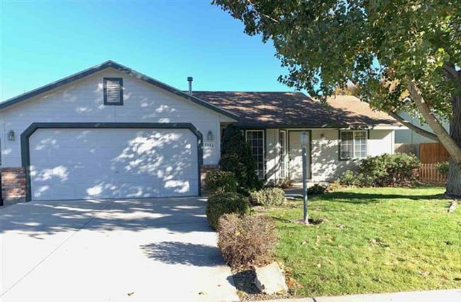 Great Single Family Home In Quiet Neighbor... - Great Single Family Home In Quiet Neighbor...